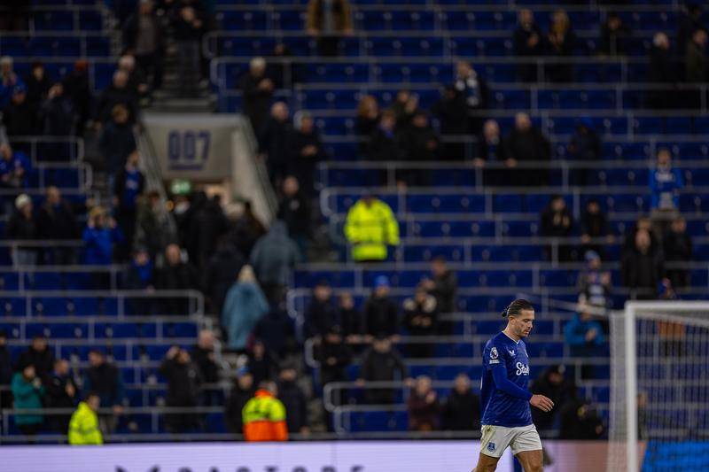 莫耶斯：格拉利什受伤对埃弗顿是“重大打击”